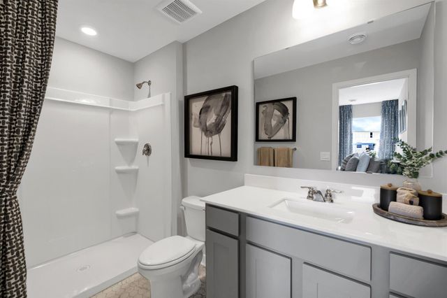 2060 Clearwater Terrace, Shakopee, MN 55379