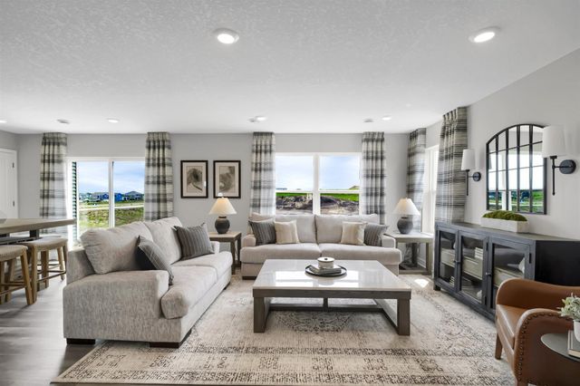 2060 Clearwater Terrace, Shakopee, MN 55379
