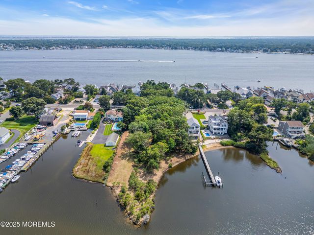 500 Princeton Avenue, Brick, NJ 08724