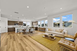 1464 Waterside Ln, Rohnert Park, CA 94928