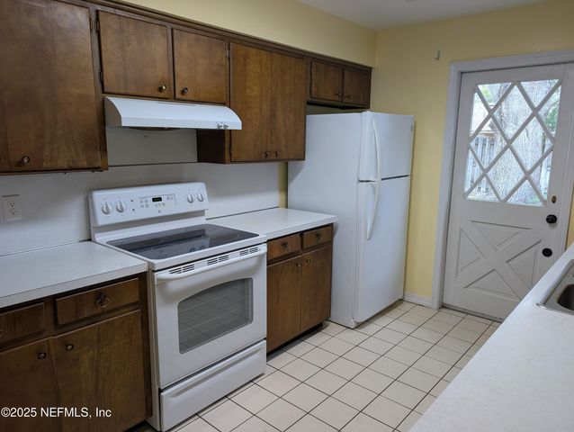 4237 ST FRANCIS Circle, Jacksonville, FL 32210