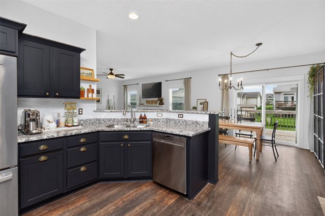 3124 NW Trestle Point Drive, Ankeny, IA 50023