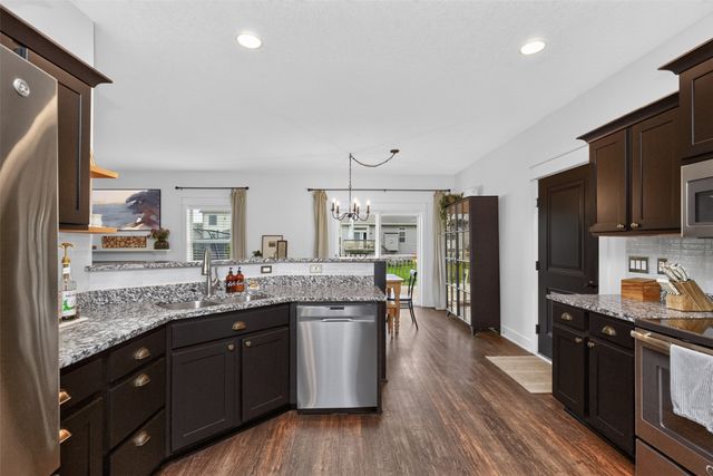 3124 NW Trestle Point Drive, Ankeny, IA 50023