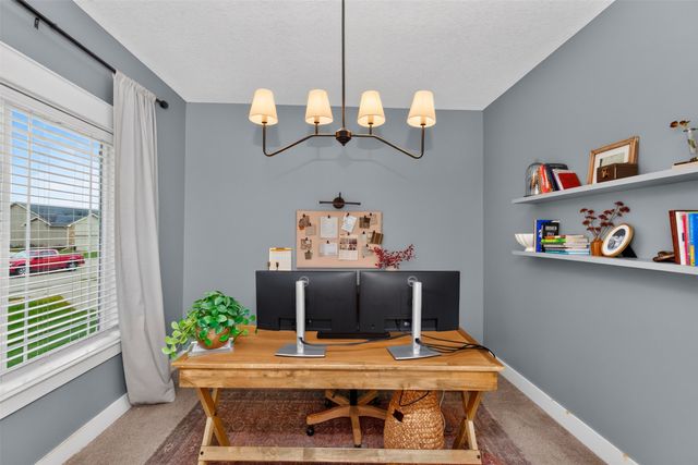 3124 NW Trestle Point Drive, Ankeny, IA 50023
