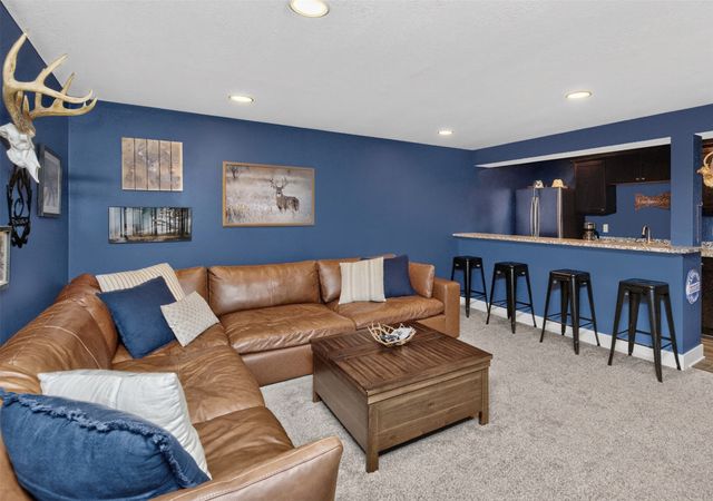 3124 NW Trestle Point Drive, Ankeny, IA 50023