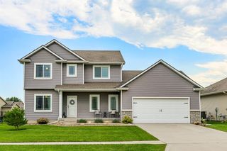 3124 NW Trestle Point Drive, Ankeny, IA 50023