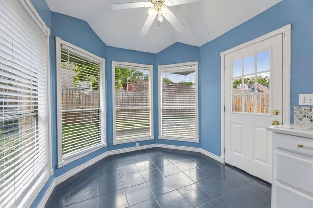 2118 Creekshire Drive, Sugar Land, TX 77478