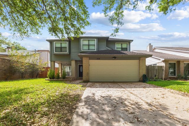 2118 Creekshire Drive, Sugar Land, TX 77478