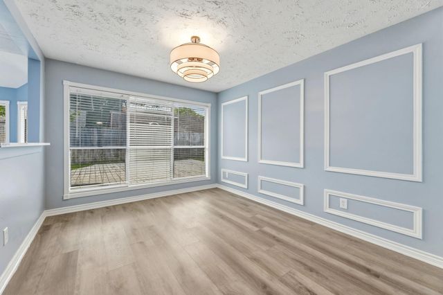 2118 Creekshire Drive, Sugar Land, TX 77478