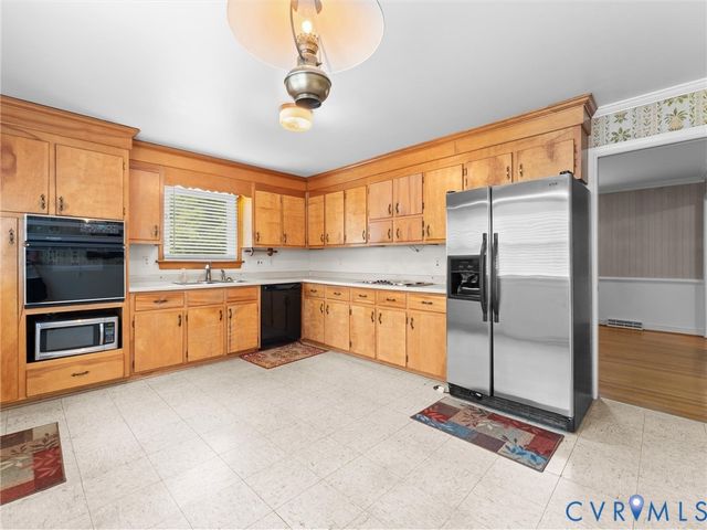 41 Goodward Rd, North Chesterfield, VA 23236
