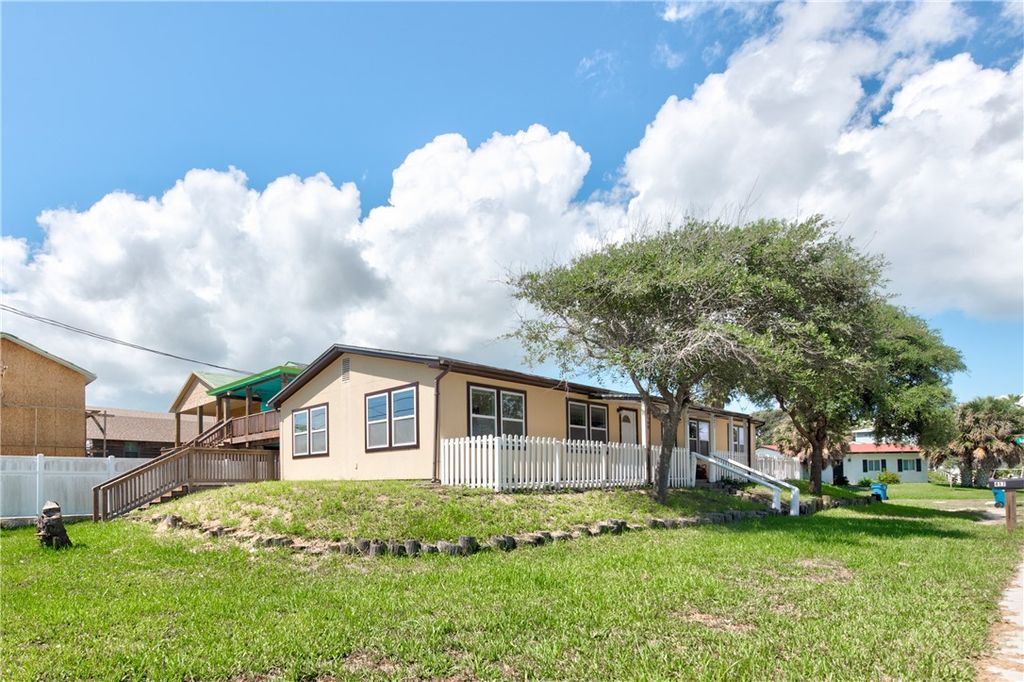 417/421 West Ave C, Port Aransas, TX 78373 — photo 2