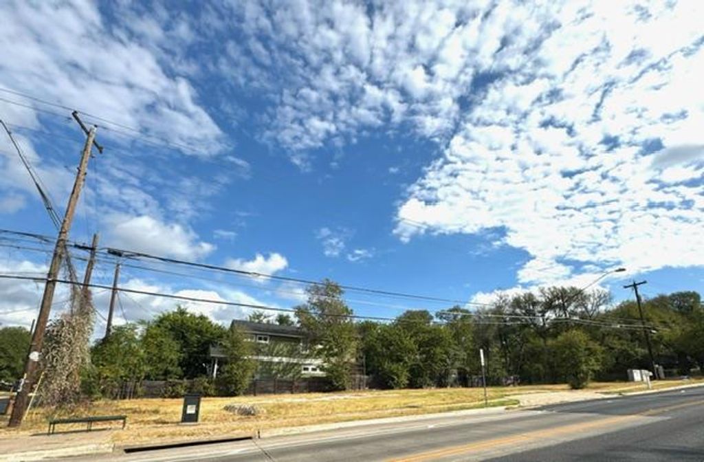 4104 E 12th ST, Austin, TX 78721