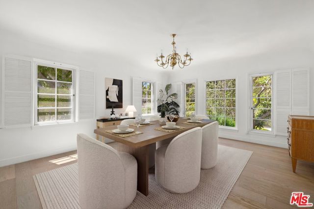 712 N Rodeo Drive, Beverly Hills, CA 90210