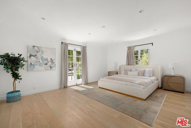 712 N Rodeo Drive, Beverly Hills, CA 90210