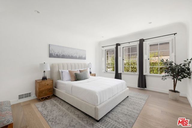 712 N Rodeo Drive, Beverly Hills, CA 90210