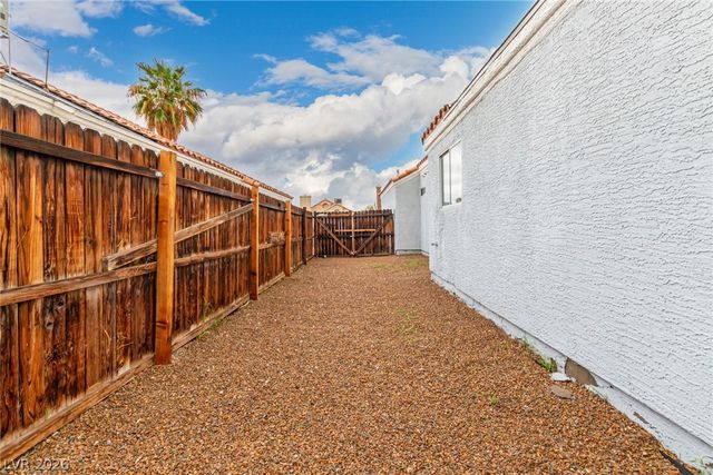 5776 Yerington Avenue, Las Vegas, NV 89110