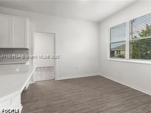 209 SE 26th TER, Cape Coral, FL 33904
