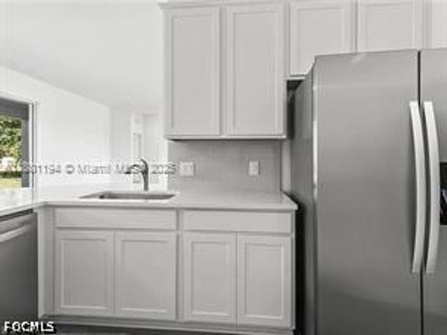 209 SE 26th TER, Cape Coral, FL 33904