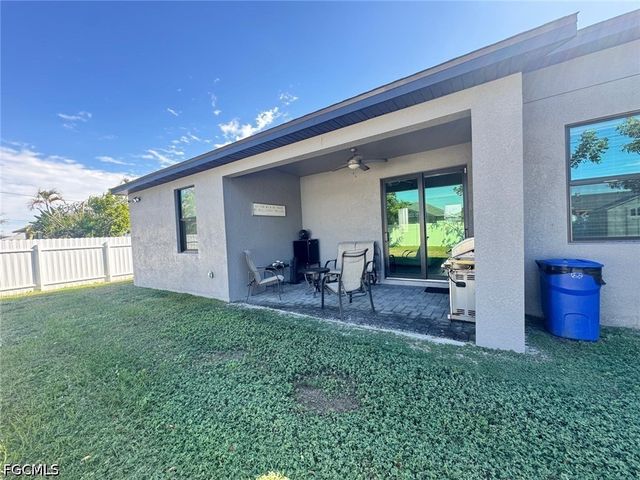 209 SE 26th TER, Cape Coral, FL 33904