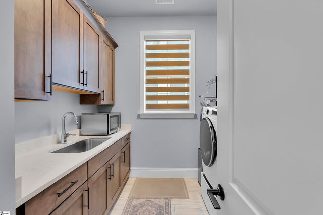 4 Waterville Way, Simpsonville, SC 29681