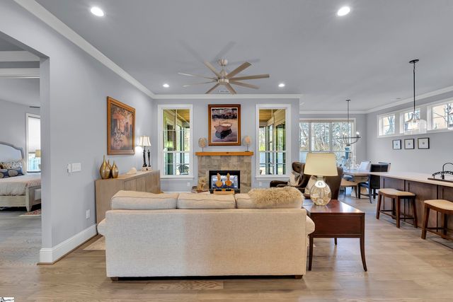 4 Waterville Way, Simpsonville, SC 29681