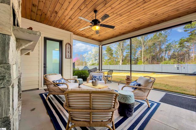 4 Waterville Way, Simpsonville, SC 29681