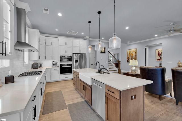 4 Waterville Way, Simpsonville, SC 29681