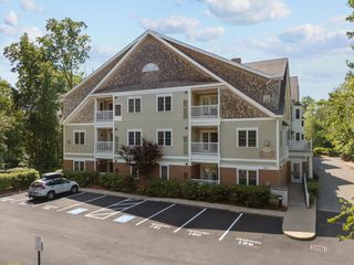 190 Chickering Road 310D, North Andover, MA 01845