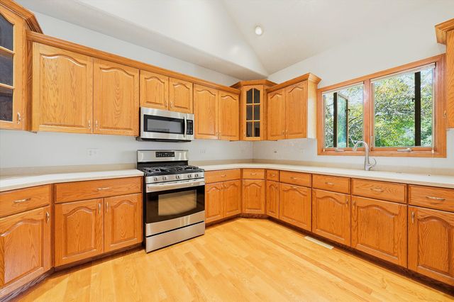 6612 Western Avenue, Willowbrook, IL 60527