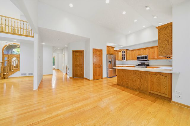 6612 Western Avenue, Willowbrook, IL 60527