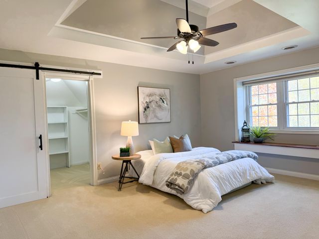 513 Kinsale Court, Valparaiso, IN 46385