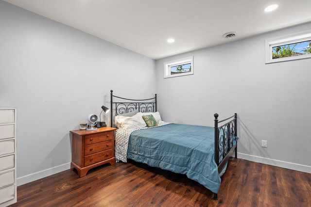 513 Kinsale Court, Valparaiso, IN 46385