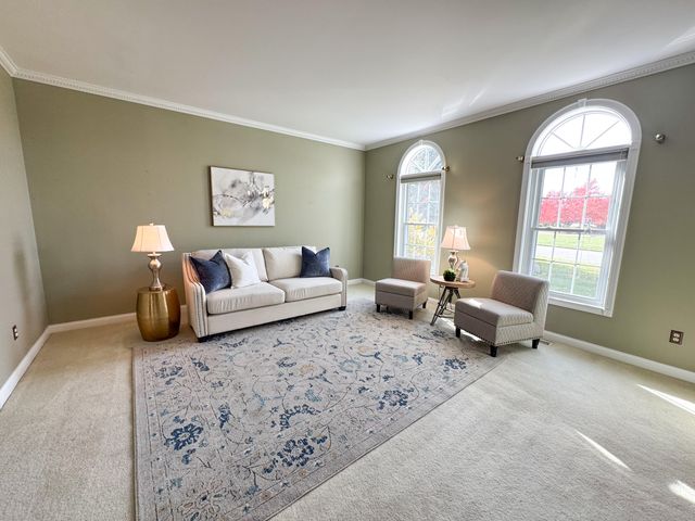 513 Kinsale Court, Valparaiso, IN 46385