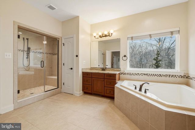 2117 HUNTER TRL, Owings, MD 20736