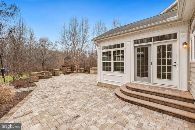 2117 HUNTER TRL, Owings, MD 20736