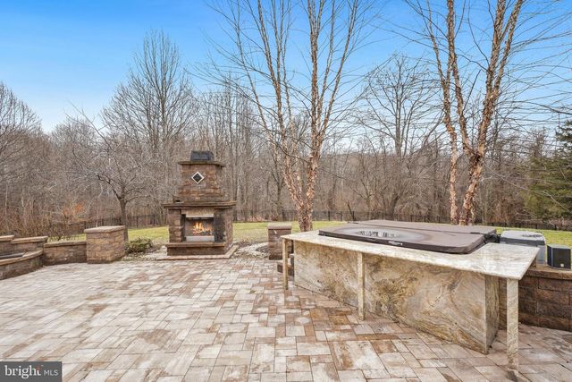 2117 HUNTER TRL, Owings, MD 20736