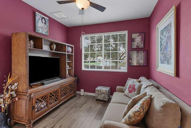 7401 Sarentino Lane 211, Boynton Beach, FL 33437