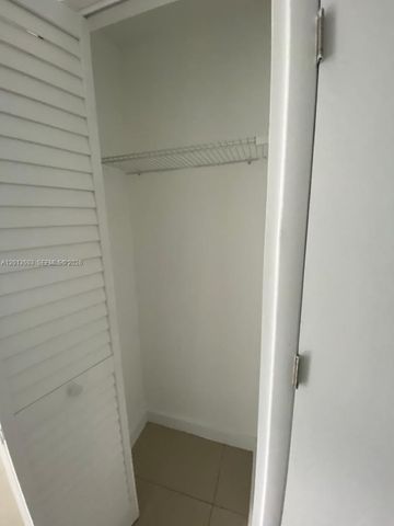 423 E 27th St 102, Hialeah, FL 33013
