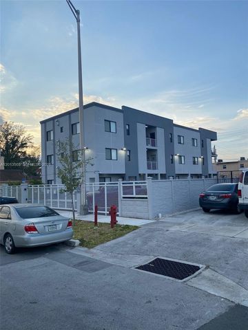 423 E 27th St 102, Hialeah, FL 33013