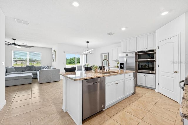 33470 ALWAYS DREAMING COURT, Sorrento, FL 32776