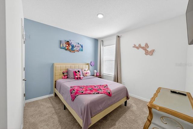 33470 ALWAYS DREAMING COURT, Sorrento, FL 32776