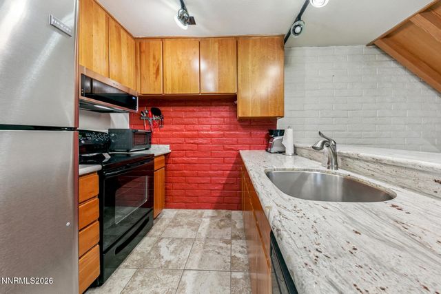 120 Country Club Drive STE 20, Incline Village, NV 89451