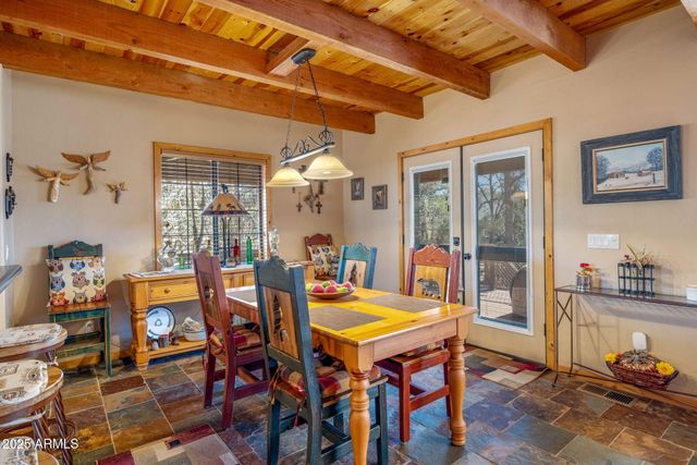 2337 PUMA Circle, Overgaard, AZ 85933