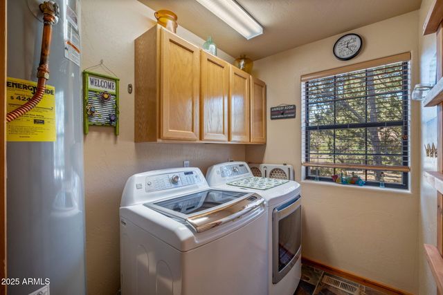 2337 PUMA Circle, Overgaard, AZ 85933