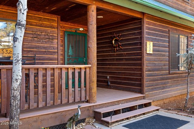 2337 PUMA Circle, Overgaard, AZ 85933