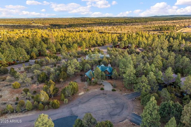 2337 PUMA Circle, Overgaard, AZ 85933