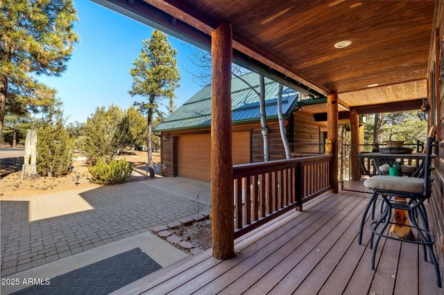 2337 PUMA Circle, Overgaard, AZ 85933