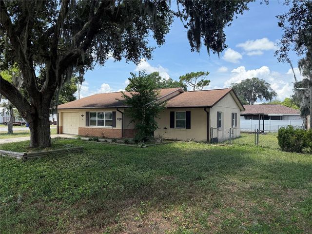 1244 COUNTY ROAD 437, Lake Panasoffkee, FL 33538