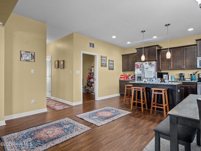 404 Kinroff Drive, Hubert, NC 28539