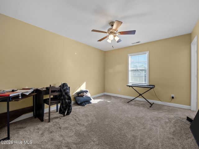 404 Kinroff Drive, Hubert, NC 28539